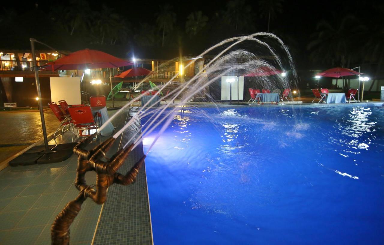 Maaha Beach Resort Anochi Exterior foto